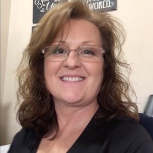 Meet your Posher, Rhea